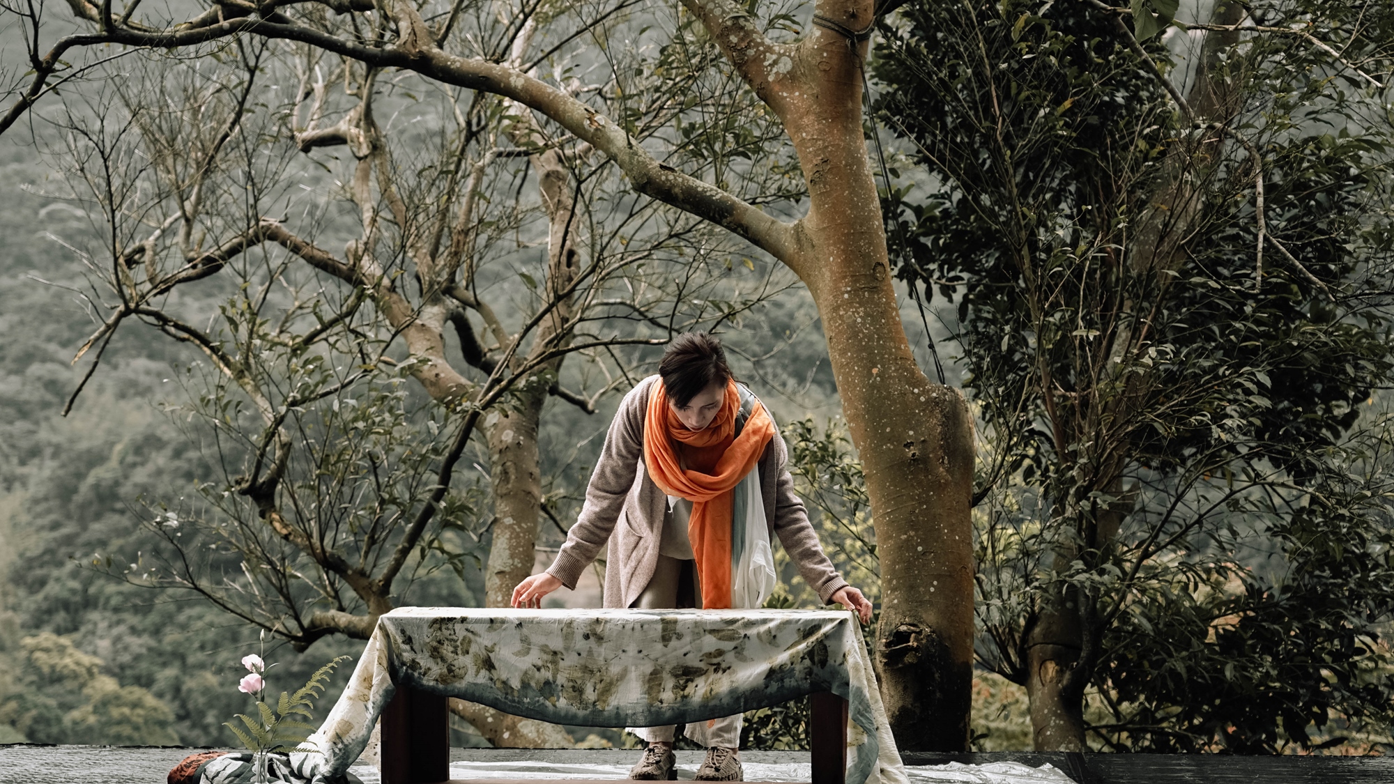 準備入山儀式：品味山林野茶