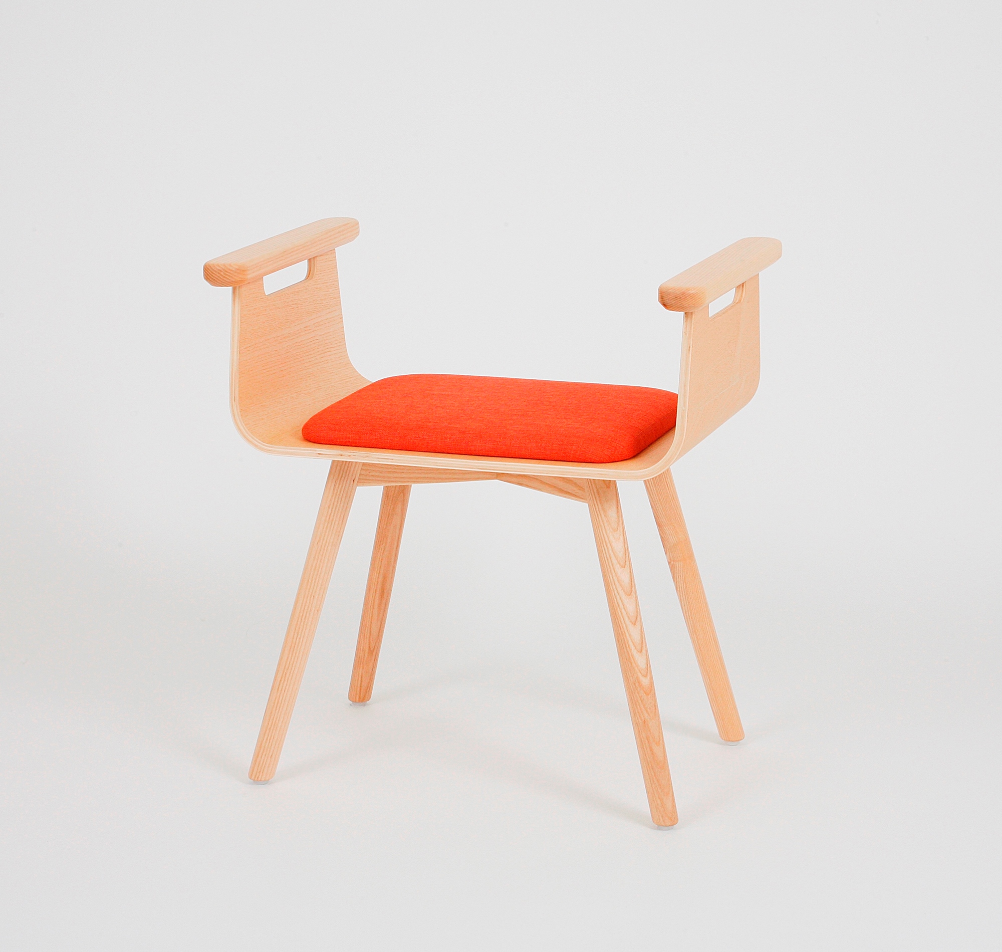 観察の樹《 Kino Stool 椅凳》