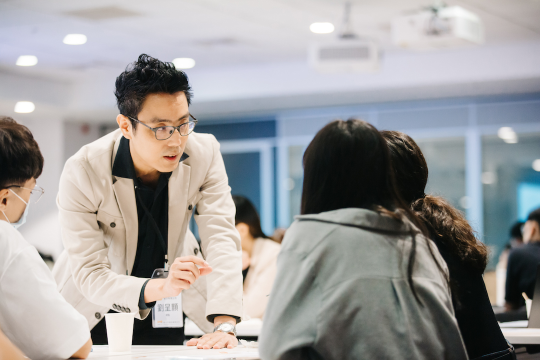 劉呈顥講師上課