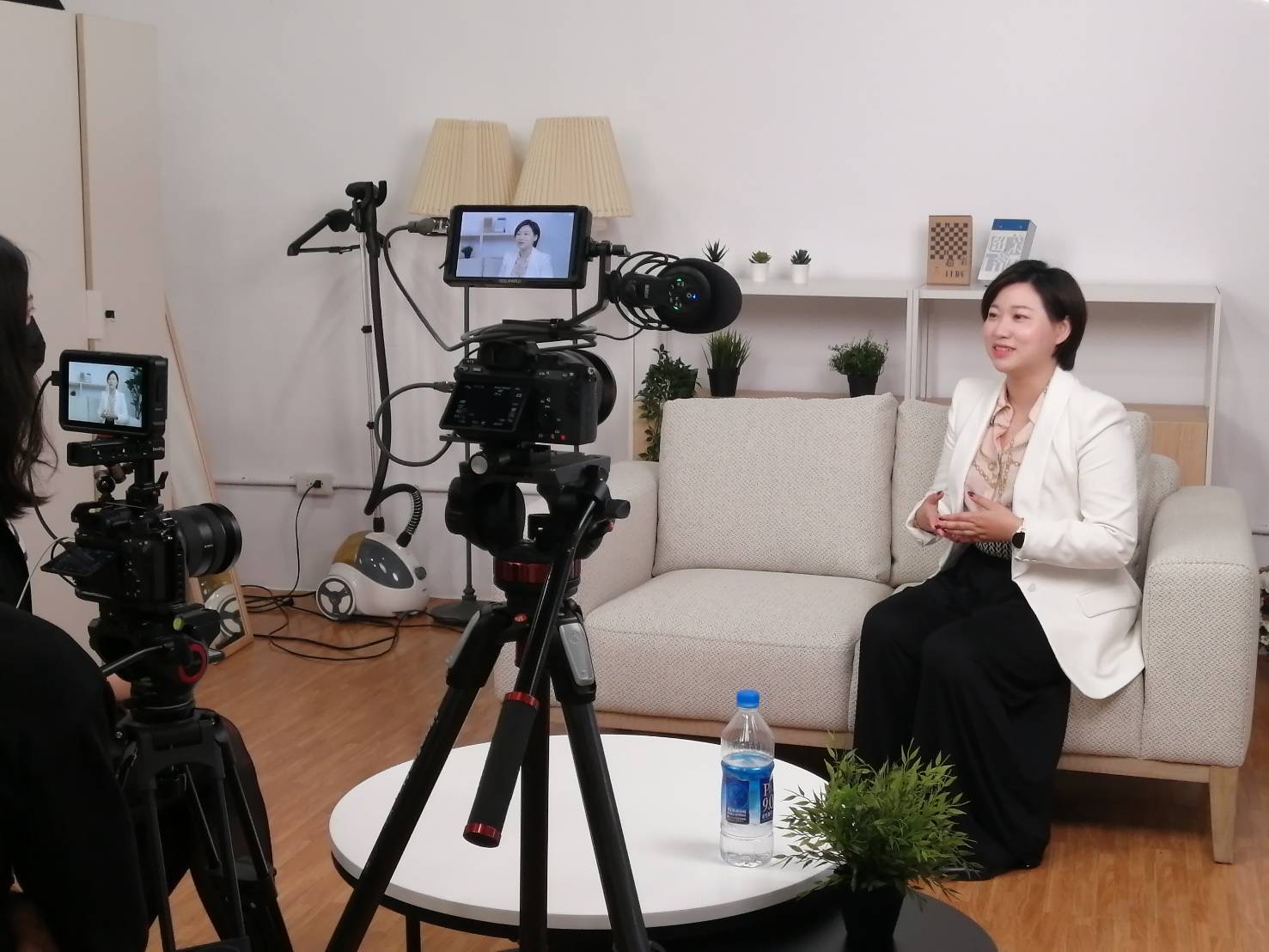 鄧總編受邀於挖貝平台受訪