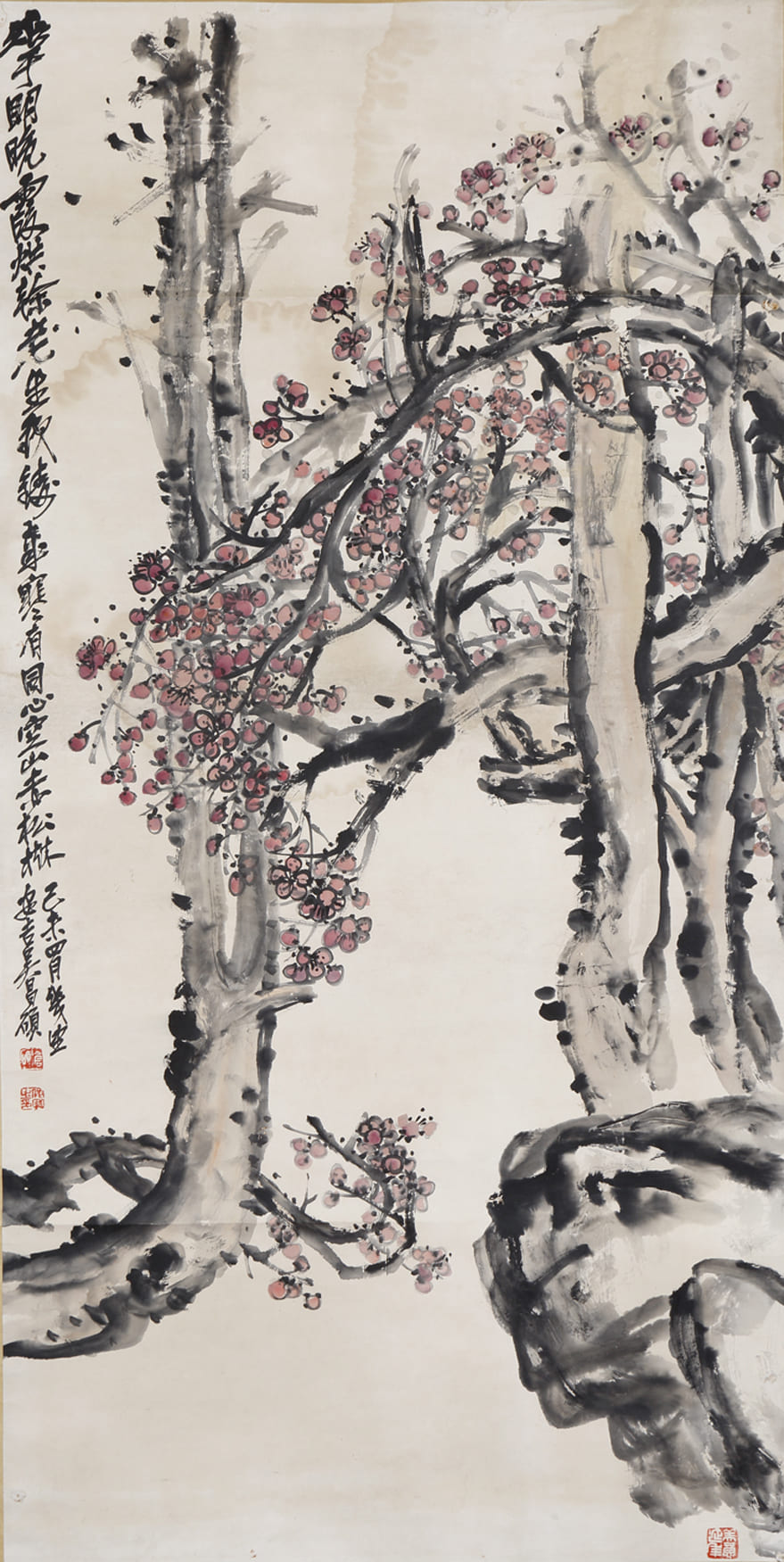 昌碩 花卉圖 吳昌碩-花卉茶壺｜2013春拍- 帝圖拍賣- 領銜全台書畫文物類第一