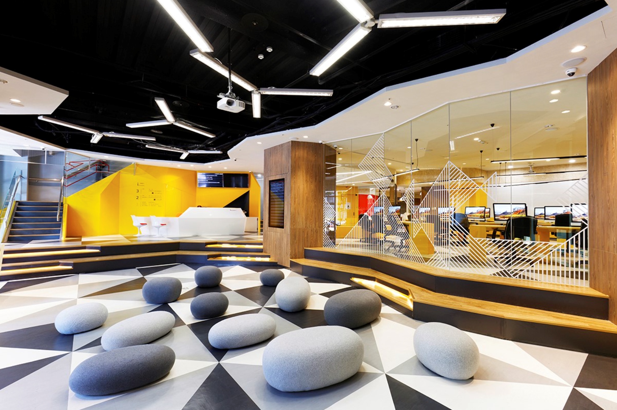 ｜教室環境｜ Rich 19