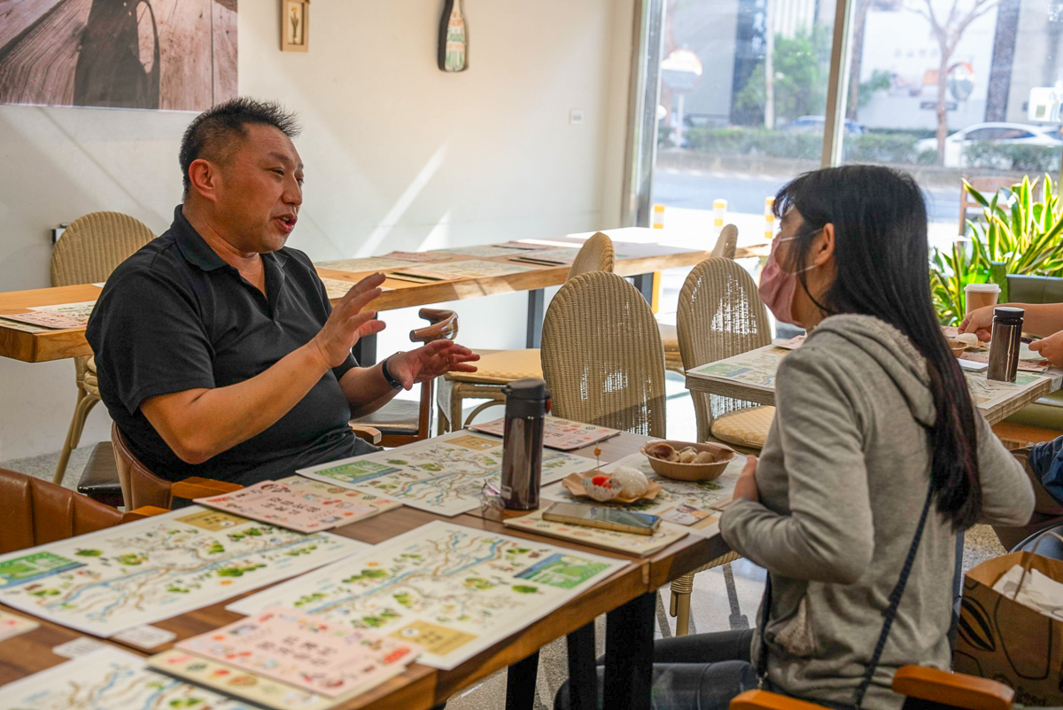 BreatheTOKYO 被戶澤村的自然風光和質樸可愛的村民們吸引,深耕 6 年持續往返當地,採集紀錄當地農作人文,代代相傳的傳承蔬菜,與當地的NPO法人及村公所共同開啟食農體驗計畫,此項計畫也連續3年獲得日本觀光局選定為地區魅力振興事業對象。