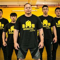 怪獸訓練中心教練