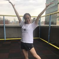 林偉婷(微笑)  老師