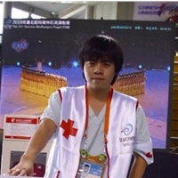 業務襄理 張峻馨