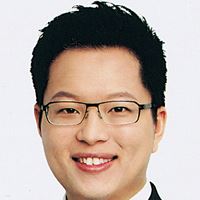 王威中