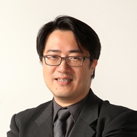 陳亮恭 Liang-Kung Chen