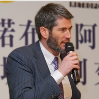 梁洛杭 Laurent LE GUYADER