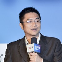 James Chien 簡士評