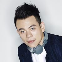 SPACE CYCLE - Mickey