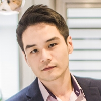 王天業（David）