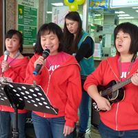 開幕合唱團表演