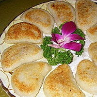 薑絲醃燻豬肉餡餅