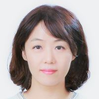 梁安娜女士