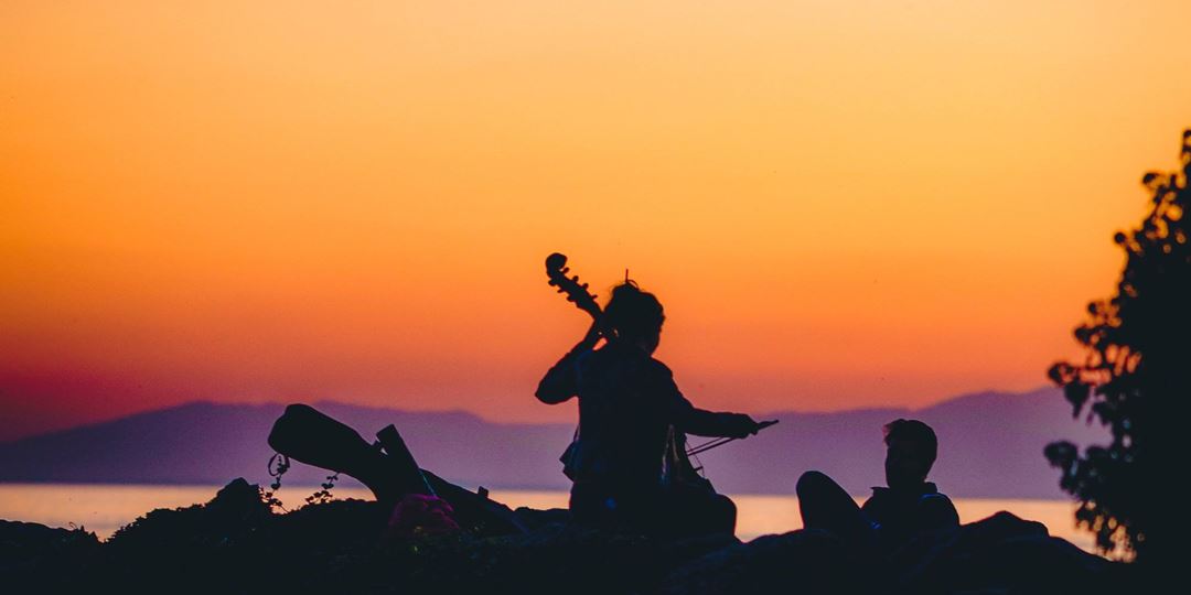 event-banner
