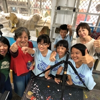 六年級美術班學生