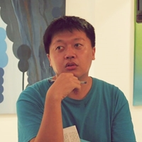 策展人─吳思鋒