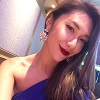 黃穎彤　Christine