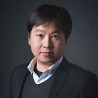 郁正德 (Robert YU)