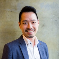 Alex Chou 周育賢