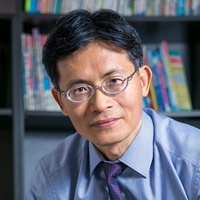 周文偉(華倫老師)