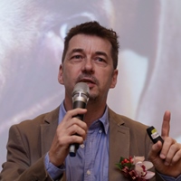 Luuk F. van Heerd