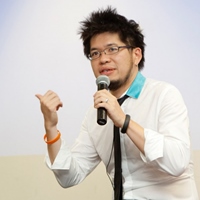  陳士駿 / Steve Chen