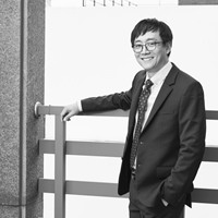 金賢郁 Hyun Wood Kim