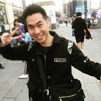 黏黏（Sticky_lee）