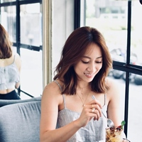 September Café 甜點主廚 Emily