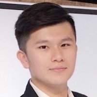 邱毅