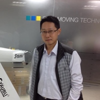 Stäubli 史陶比爾  王振益機器人銷售部業務副理