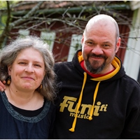 多摩‧當明伯 Tuomoo Tammenpää ＆莎里‧奇普拉 Sari Kippilä