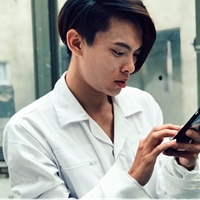 周致鴻(周易樂)