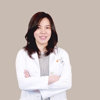 李怡萱 醫師