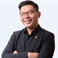 許毓仁 - 秘書長