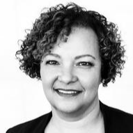 Lisa Jackson（麗莎·傑克遜、莉茲·奧格布）