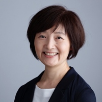 津村真紀子