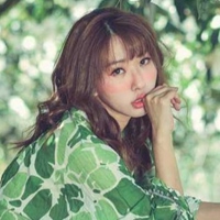 山林系人氣網紅 Lucy路雨希