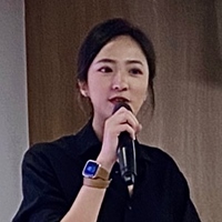 周立于 Becky Chou