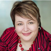 吉娜.傑內魯斯 (Gina Jenerous)