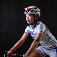 自行車國手黃亭茵