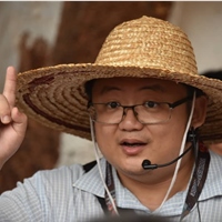 主持人—林志誠