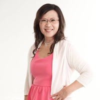 Lily 曾慧俐博士/教授