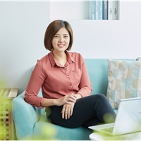 王芳綉(Rita Wang)