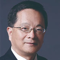 何於振先生