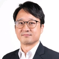 Leroy Yau