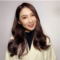 Rina  （主持人）