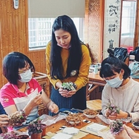 潘欣瑜(小天)、潘品辰